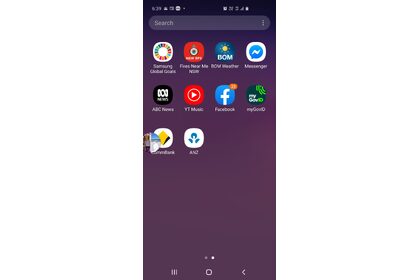 Screenshot_20200411-183946_One UI Home.jpg